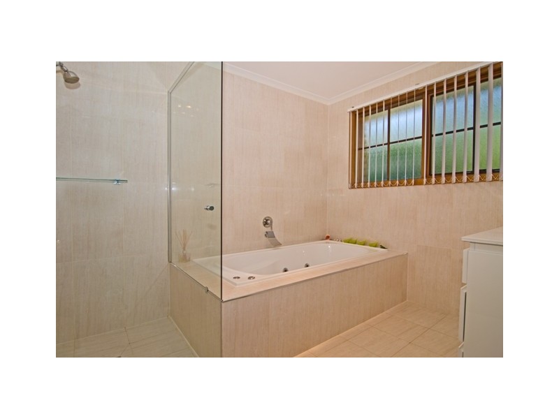 111 Howden Road, Howden TAS 7054