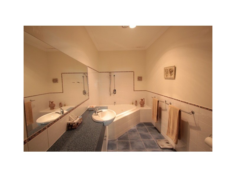 6 Windsor Street, Kingston Beach TAS 7050