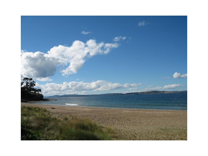 1/35 Wells Parade, Blackmans Bay TAS 7052