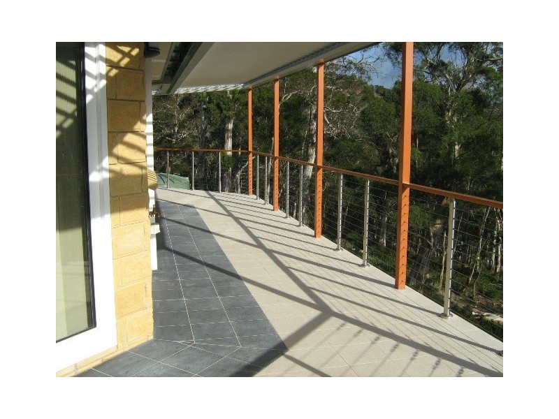 199 Cades Drive, Kingston TAS 7050