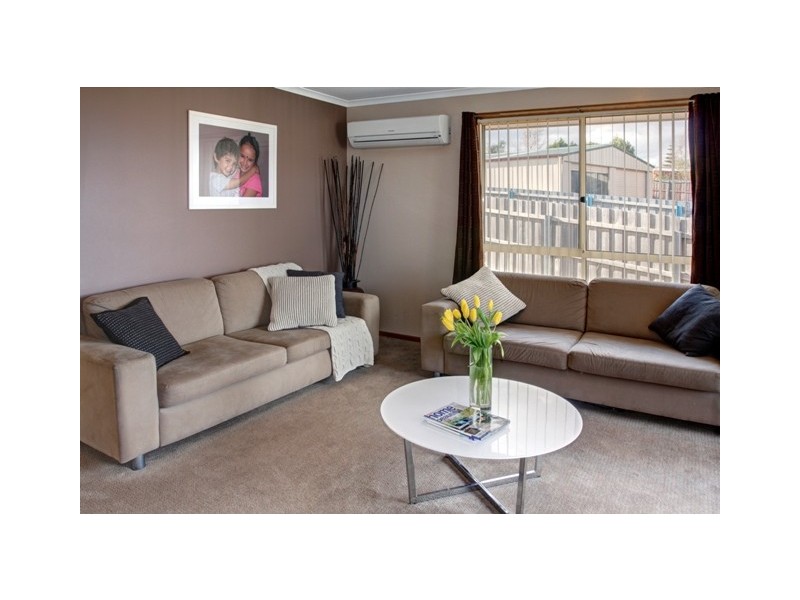 10 Adelong Drive, Kingston TAS 7050