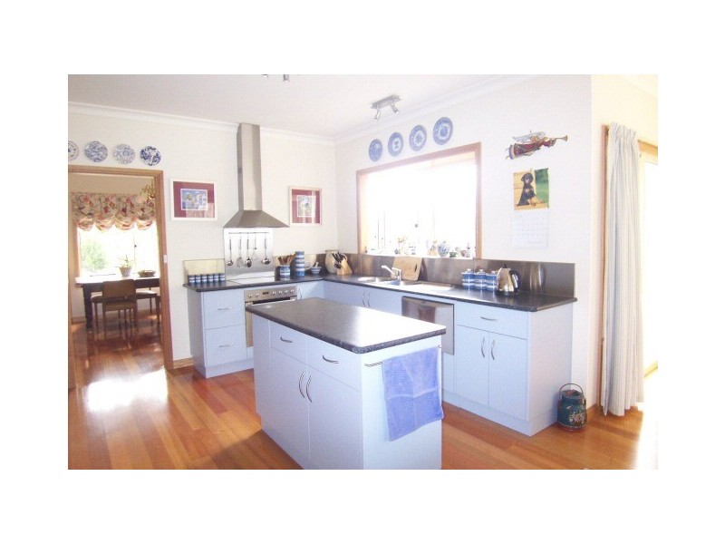 36 Jacobsons Place, Kingston TAS 7050
