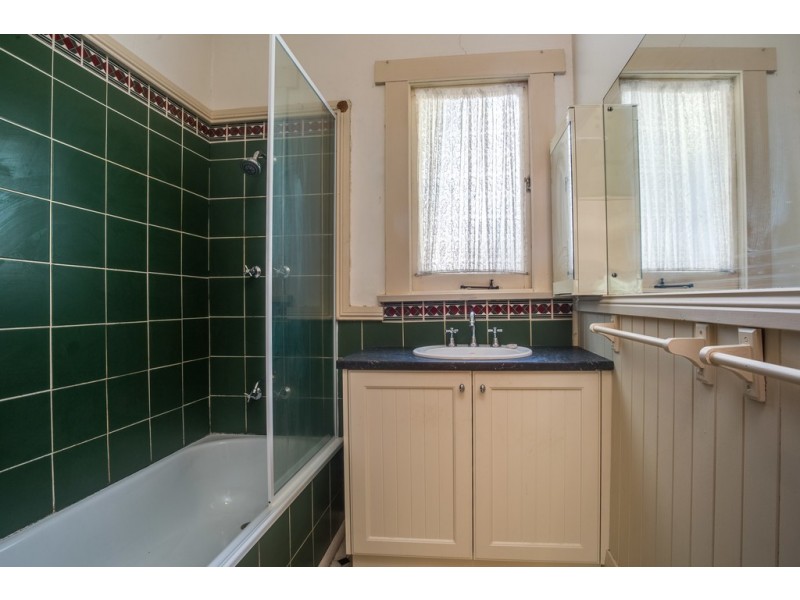 6 Westbury Road, South Launceston TAS 7249