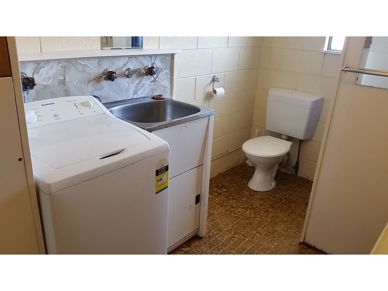 2/20 Bishops Drive, Newnham TAS 7248