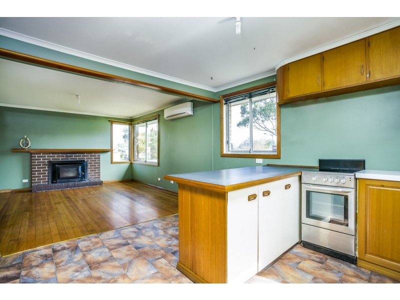 6 Pioneer Parade, Ravenswood TAS 7250
