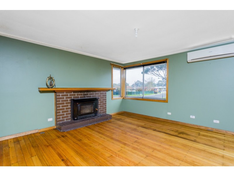 6 Pioneer Parade, Ravenswood TAS 7250