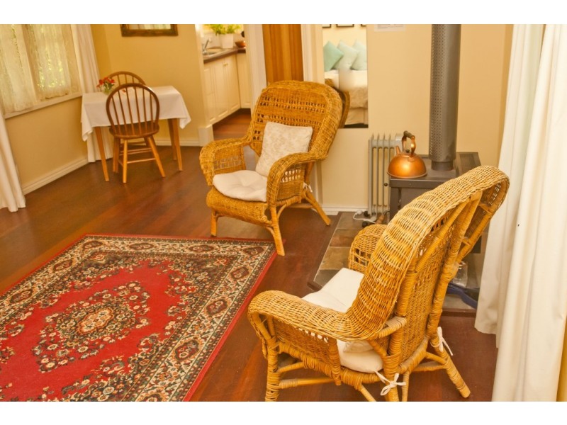 2/10 Lonsdale Promenade, Westbury TAS 7303