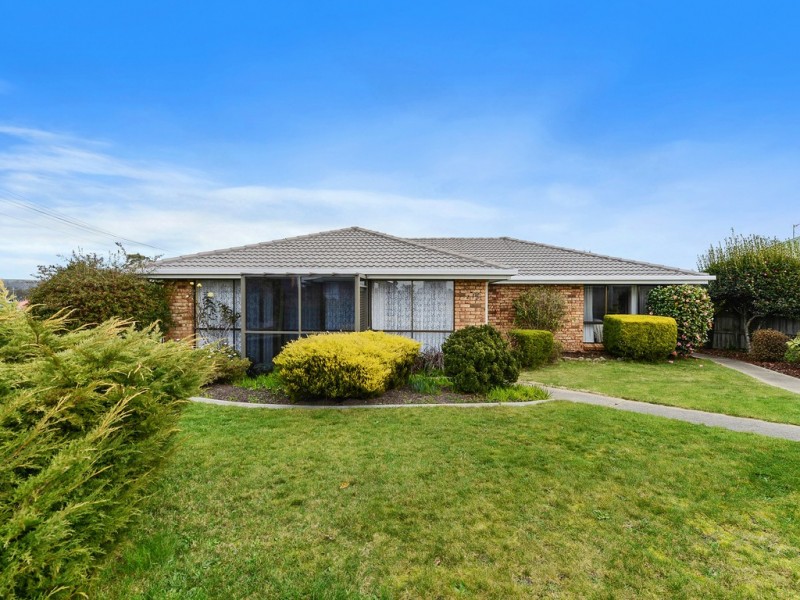 2/15 Las Vegas Drive, Prospect Vale TAS 7250