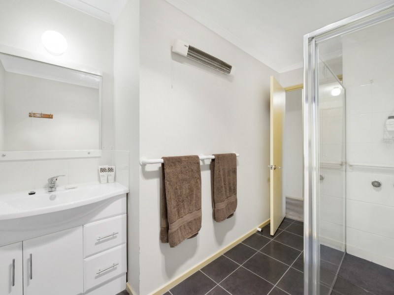 2/15 Las Vegas Drive, Prospect Vale TAS 7250