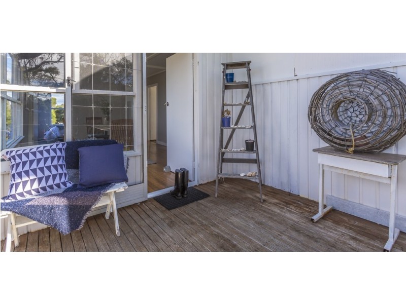 17 Davies Street, Weymouth TAS 7252