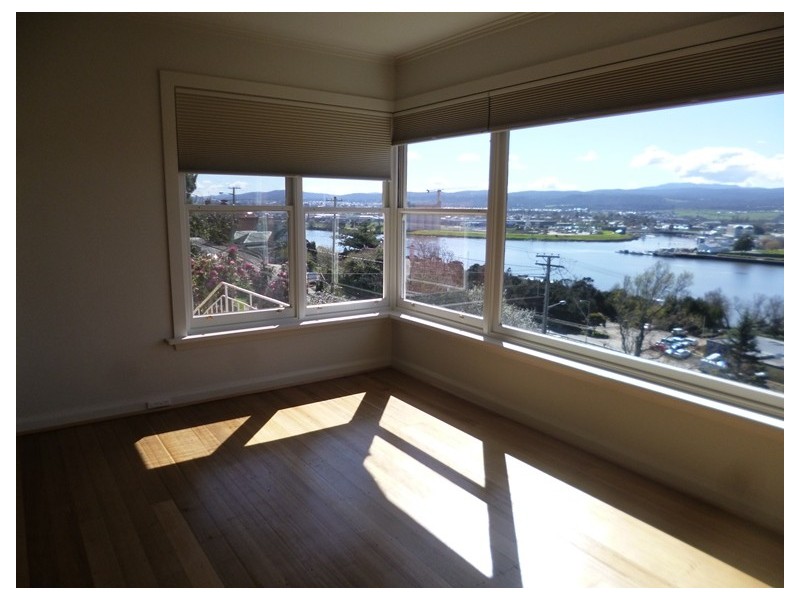 7 Trevallyn Road, Trevallyn TAS 7250
