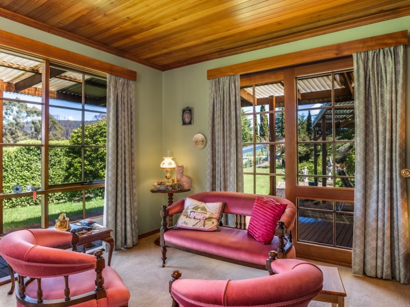 2 Bayview Drive, Blackstone Heights TAS 7250