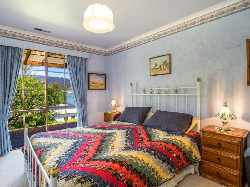 2 Bayview Drive, Blackstone Heights TAS 7250