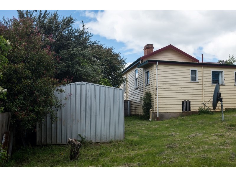 17 East Church Street, Deloraine TAS 7304