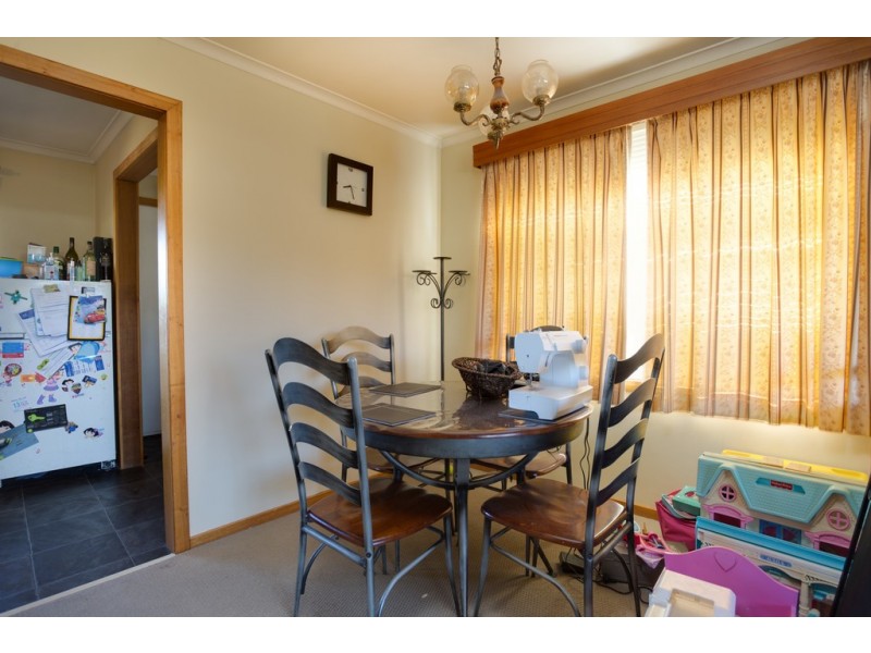 28 Bronzewing Avenue, Newnham TAS 7248