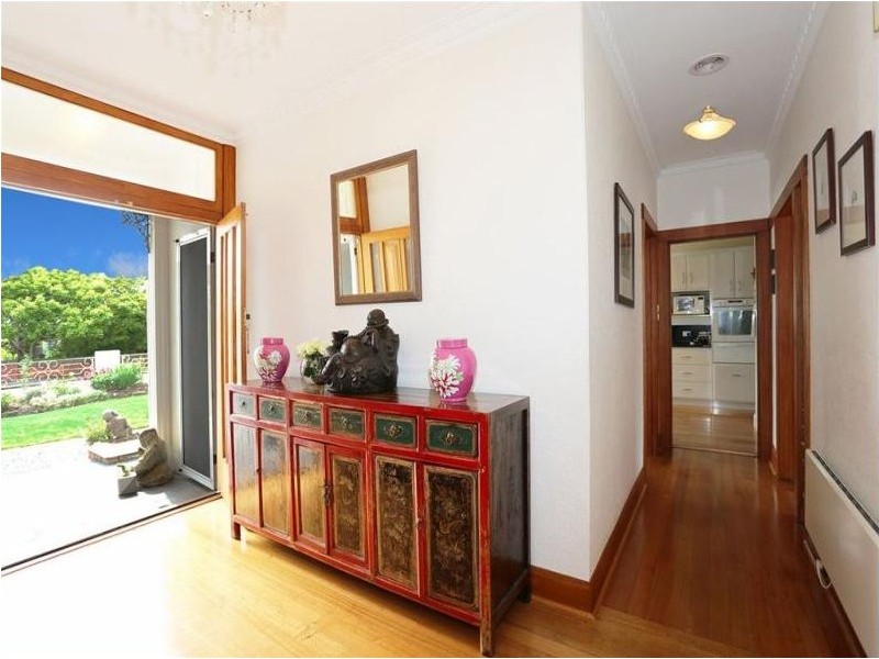 16 Riverdale Grove, Newstead TAS 7250