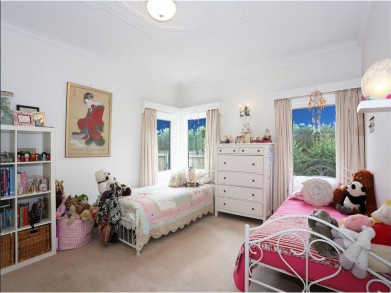16 Riverdale Grove, Newstead TAS 7250