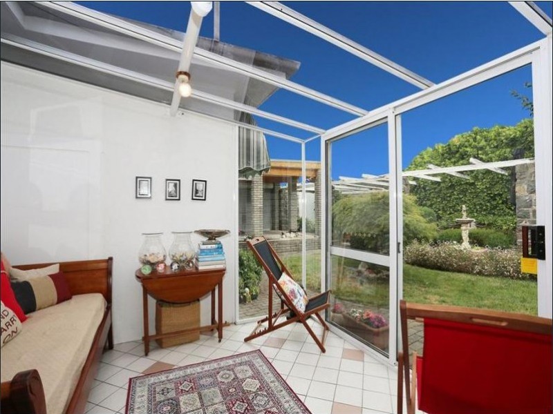 16 Riverdale Grove, Newstead TAS 7250