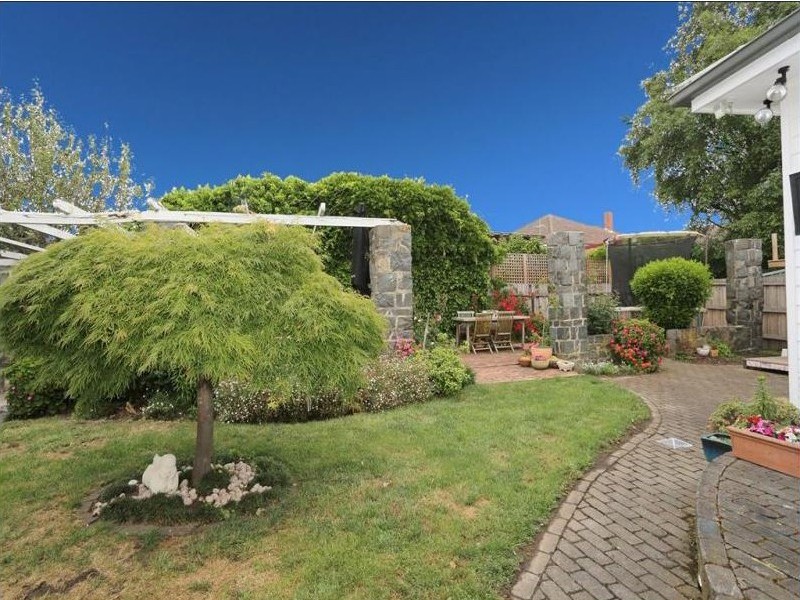 16 Riverdale Grove, Newstead TAS 7250