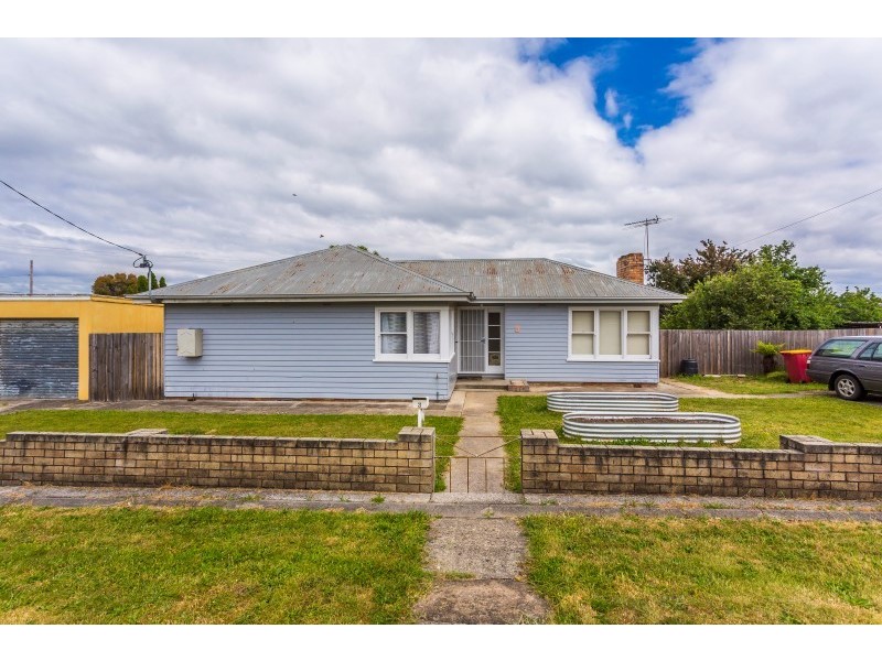 3 Sayer Street, Newnham TAS 7248