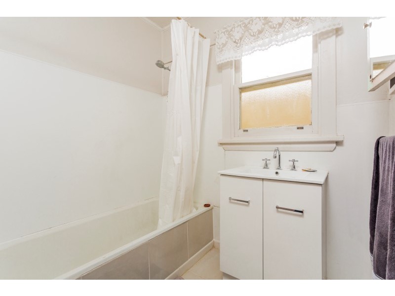 3 Sayer Street, Newnham TAS 7248