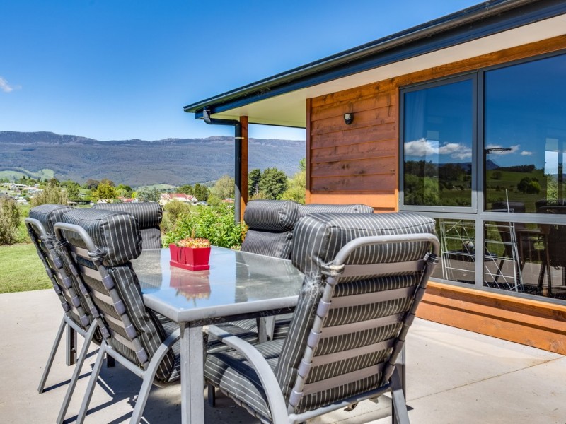 18 Pioneer Drive, Mole Creek TAS 7304