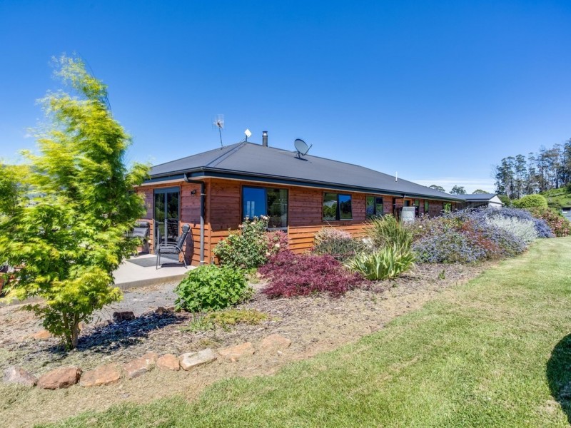 18 Pioneer Drive, Mole Creek TAS 7304
