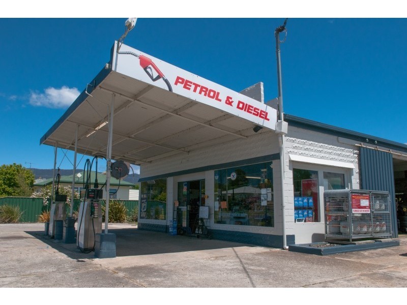 8 Caveside Road, Mole Creek TAS 7304
