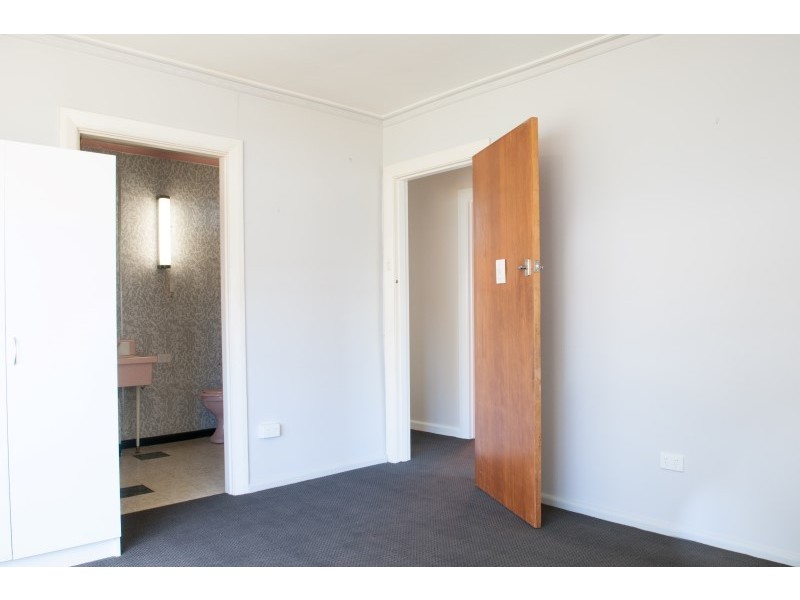 8 Caveside Road, Mole Creek TAS 7304