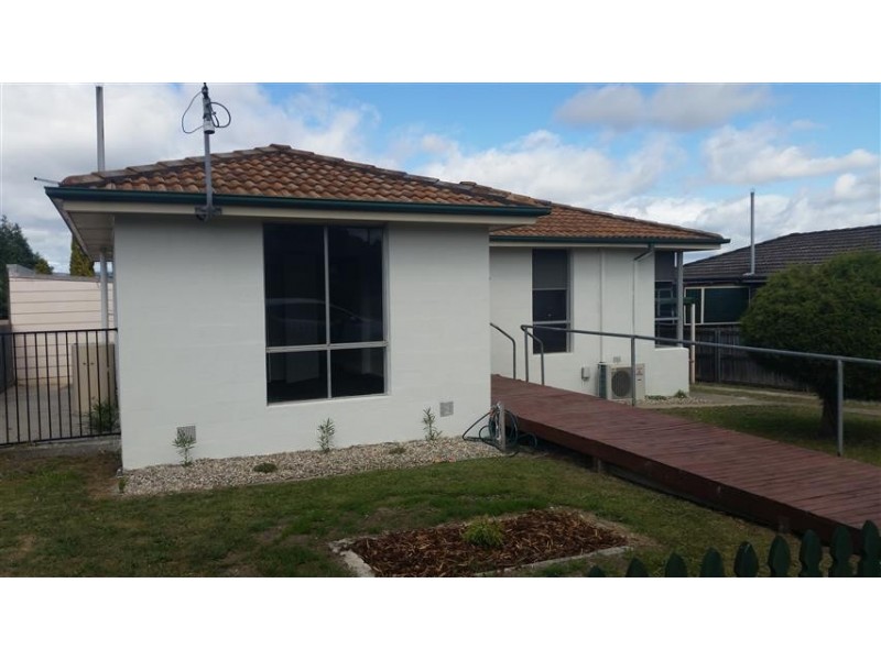 7 Wallace Street, Newnham TAS 7248