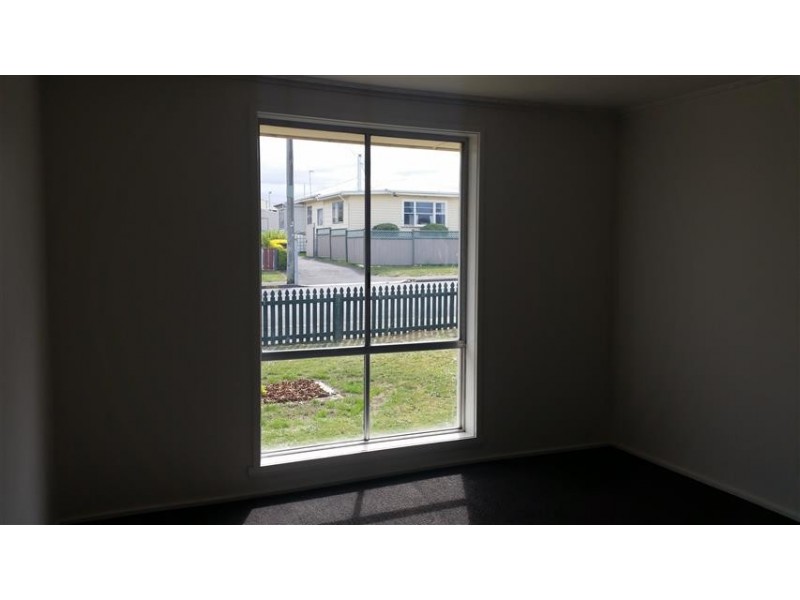 7 Wallace Street, Newnham TAS 7248
