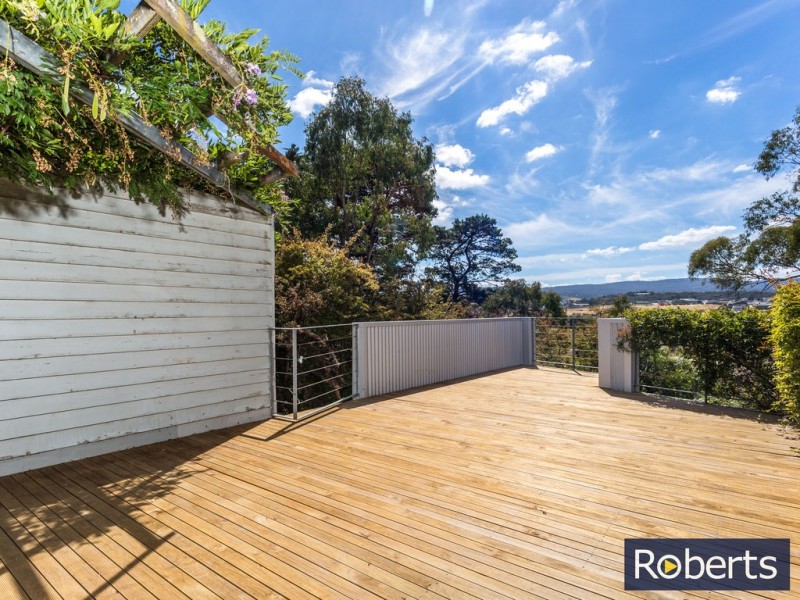 9 Barossa Place, Newstead TAS 7250