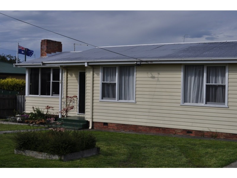 19 Stoke Street, Ravenswood TAS 7250