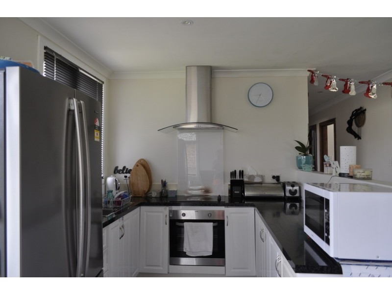 19 Stoke Street, Ravenswood TAS 7250