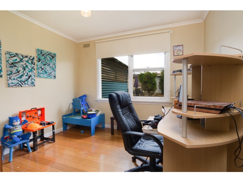 8 Regent Street, Waverley TAS 7250