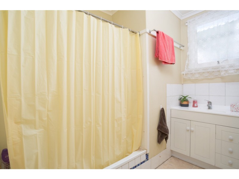 8 Regent Street, Waverley TAS 7250