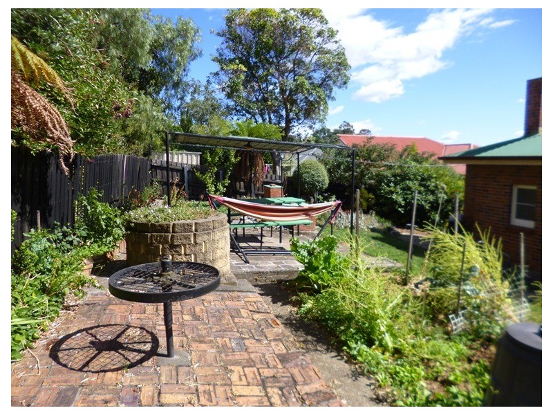 10 Neika Avenue, West Launceston TAS 7250