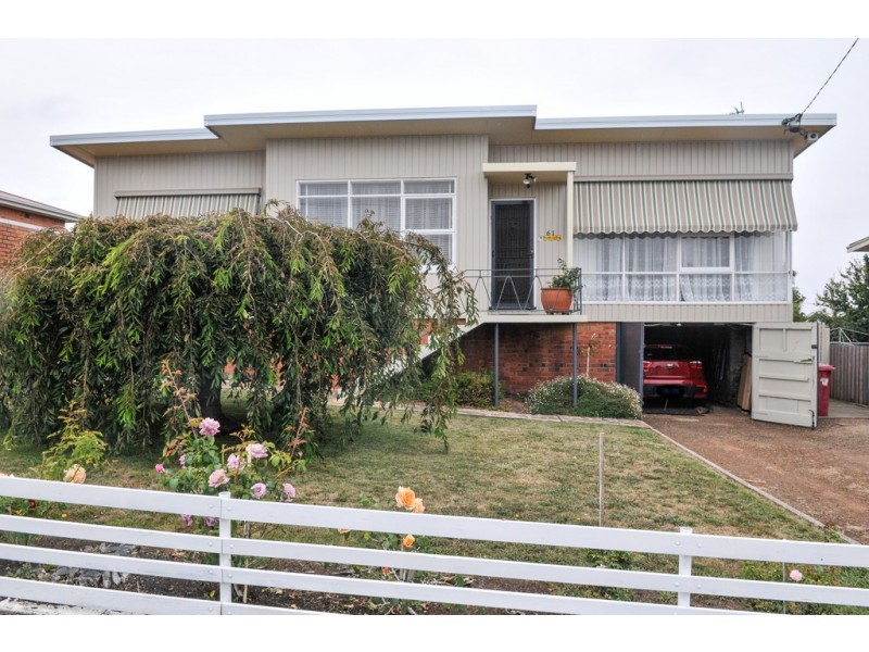 61 Cornwall Crescent, Newnham TAS 7248