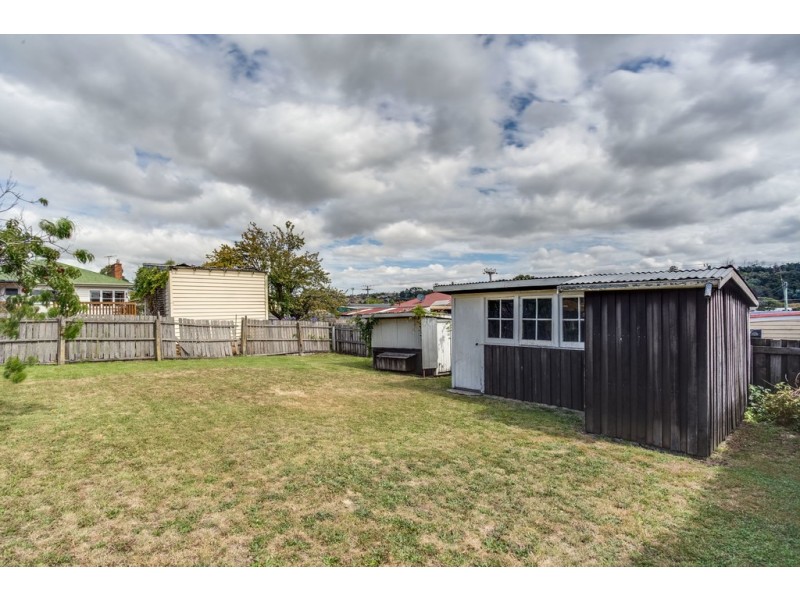 235 Hobart Road, Kings Meadows TAS 7249