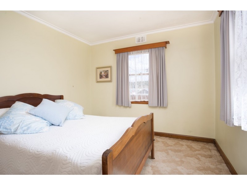 235 Hobart Road, Kings Meadows TAS 7249