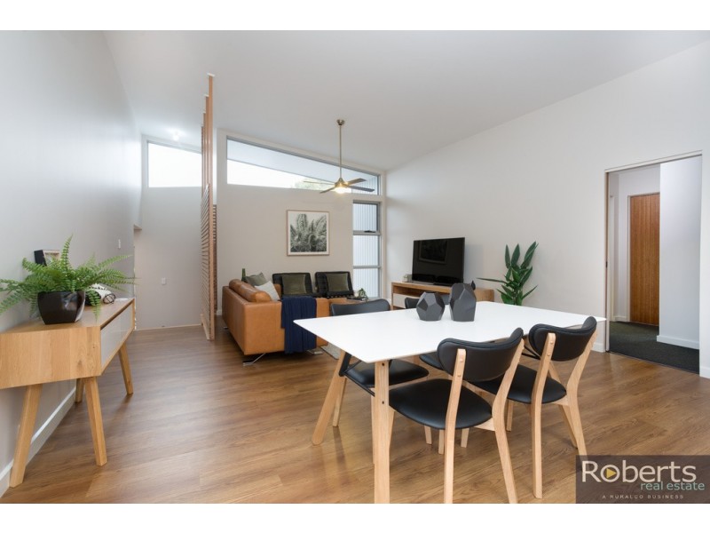 2/138 Outram St, Summerhill TAS 7250