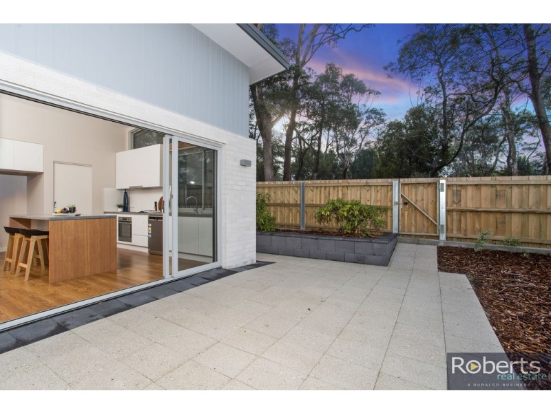 2/138 Outram St, Summerhill TAS 7250