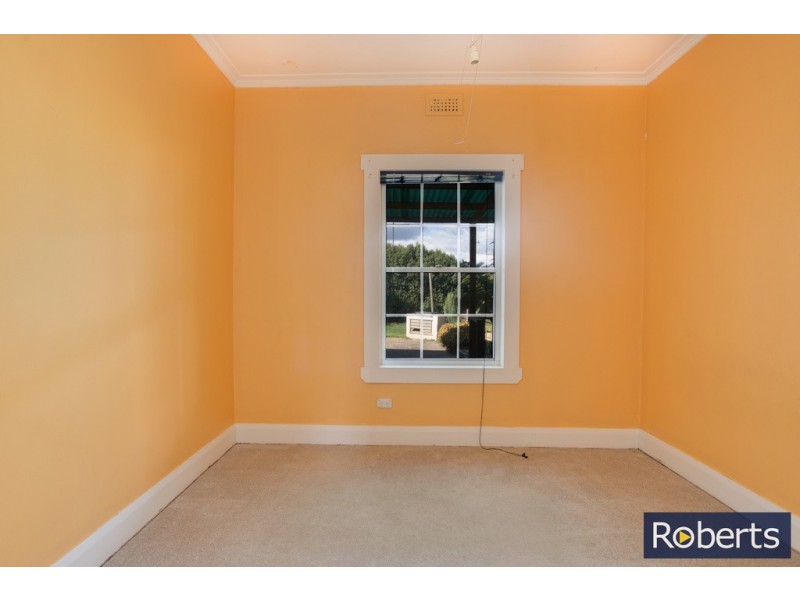 5 Sherriff St, Newstead TAS 7250