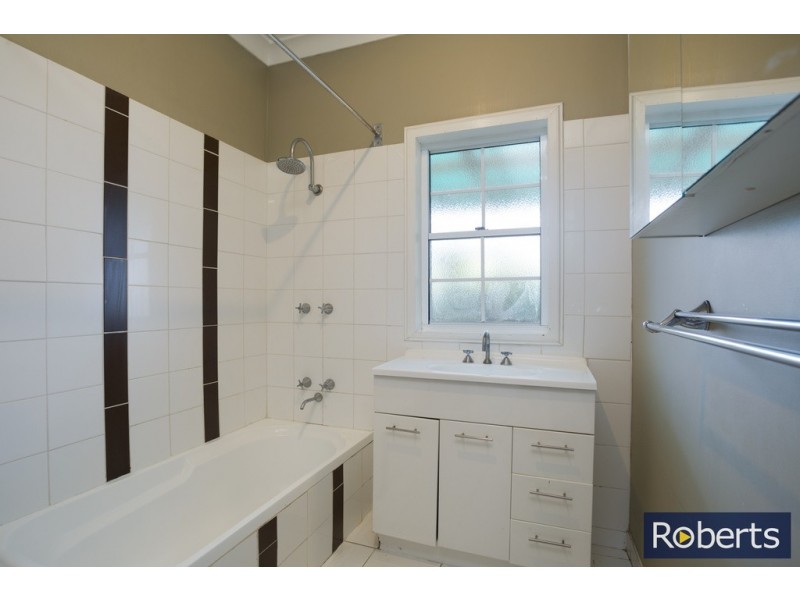 5 Sherriff St, Newstead TAS 7250