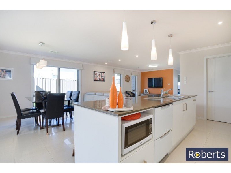 31 Legges Crescent, Prospect TAS 7250