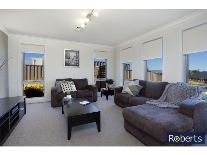 31 Legges Crescent, Prospect TAS 7250