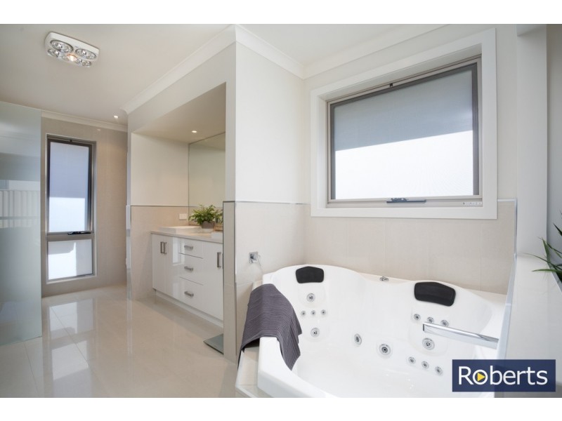 31 Legges Crescent, Prospect TAS 7250