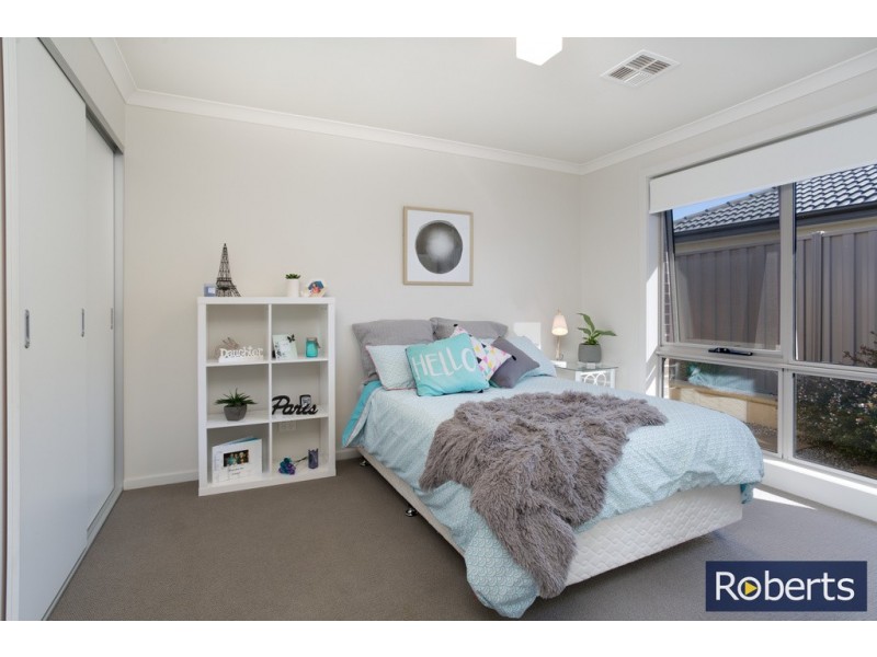 31 Legges Crescent, Prospect TAS 7250