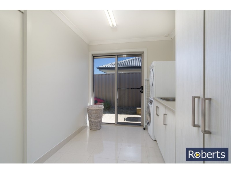 31 Legges Crescent, Prospect TAS 7250