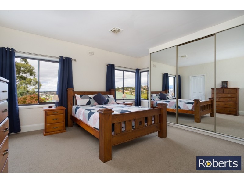 51 Gascoyne St, Kings Meadows TAS 7249
